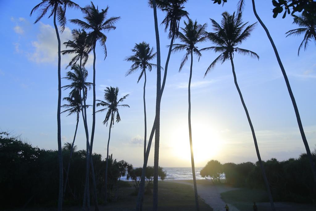 Hotel Sun And Sea Bentota Exterior photo