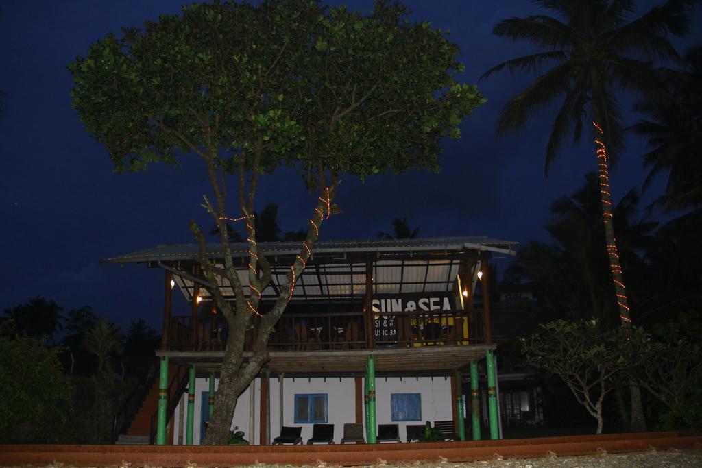 Hotel Sun And Sea Bentota Exterior photo
